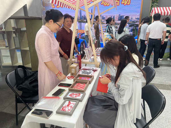 1716786816611868.png 图片2.png