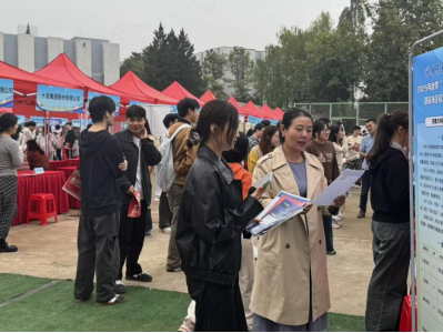 1760598452532485.png image.png